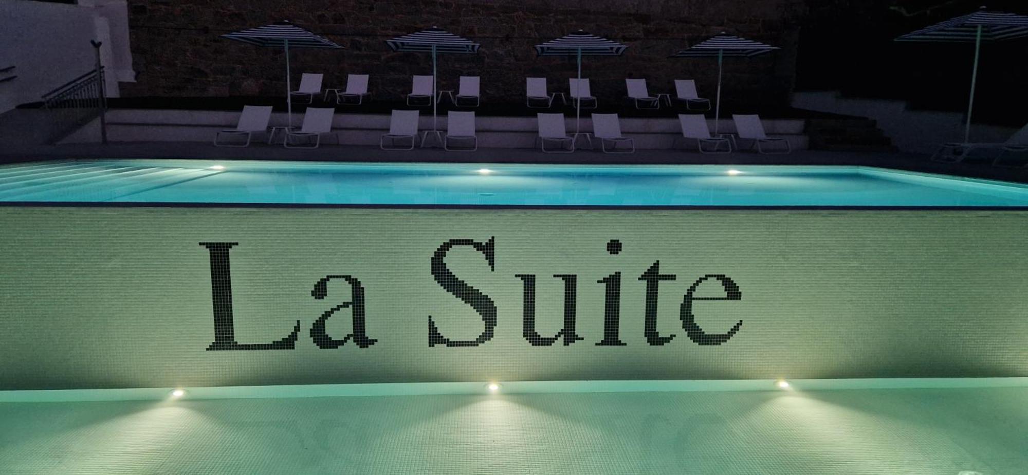 La Hotel 2*